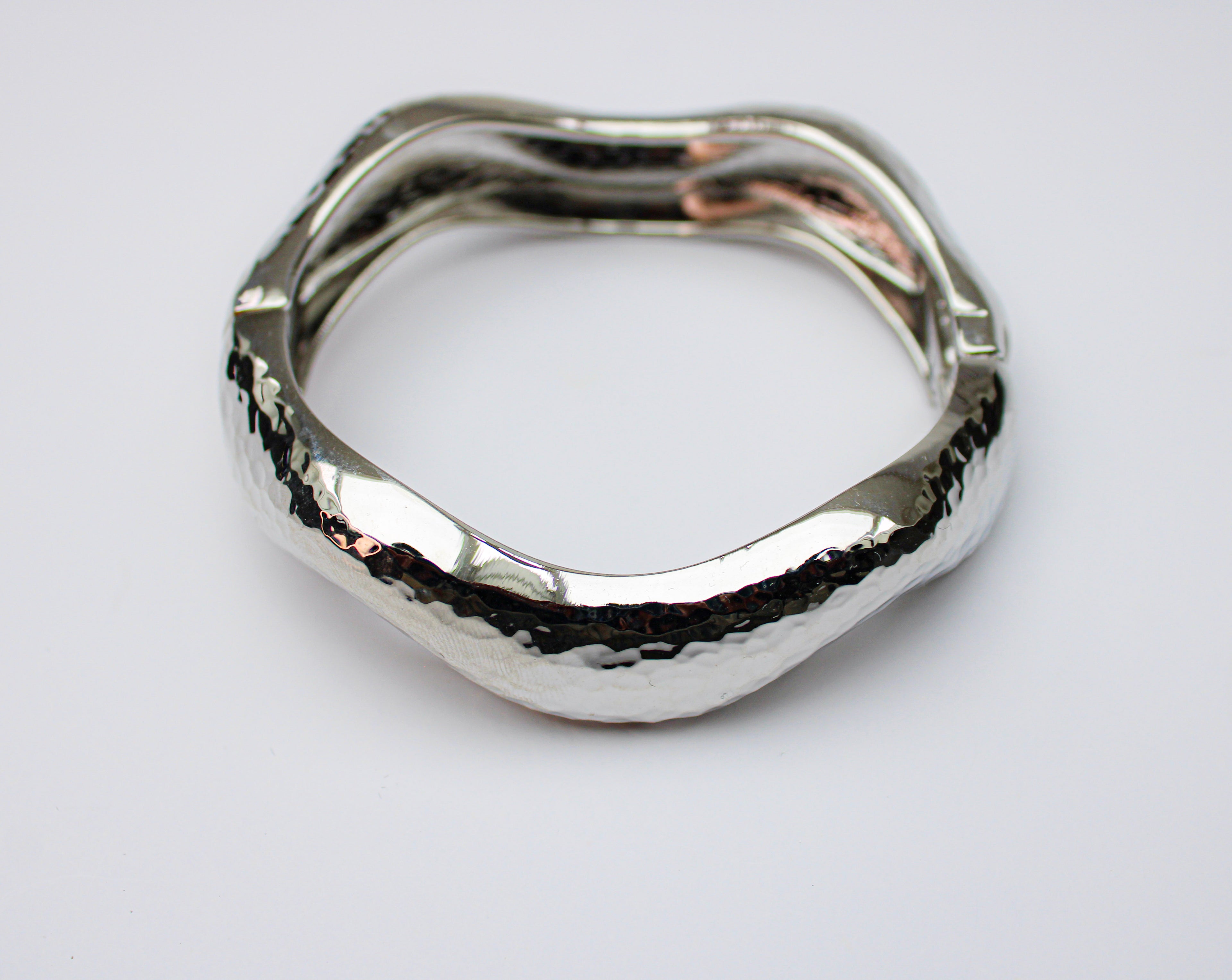 losh jewellery golvende bangle armband zilver kleur