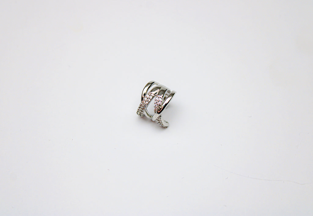 Zilver kleur X earcuff