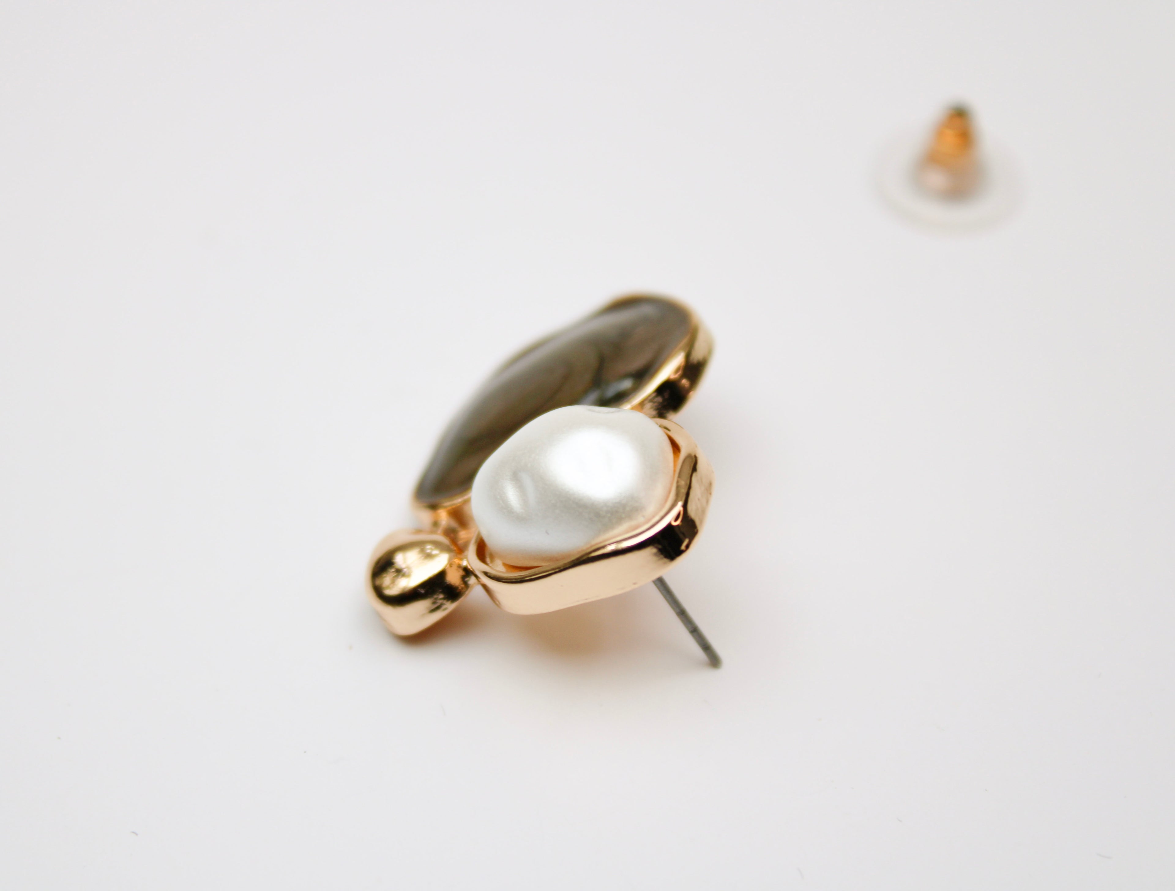 losh jewellery parel bruin studs