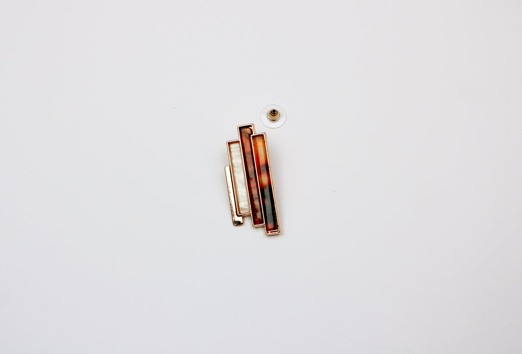losh jewellery bruin wit studs oorbel