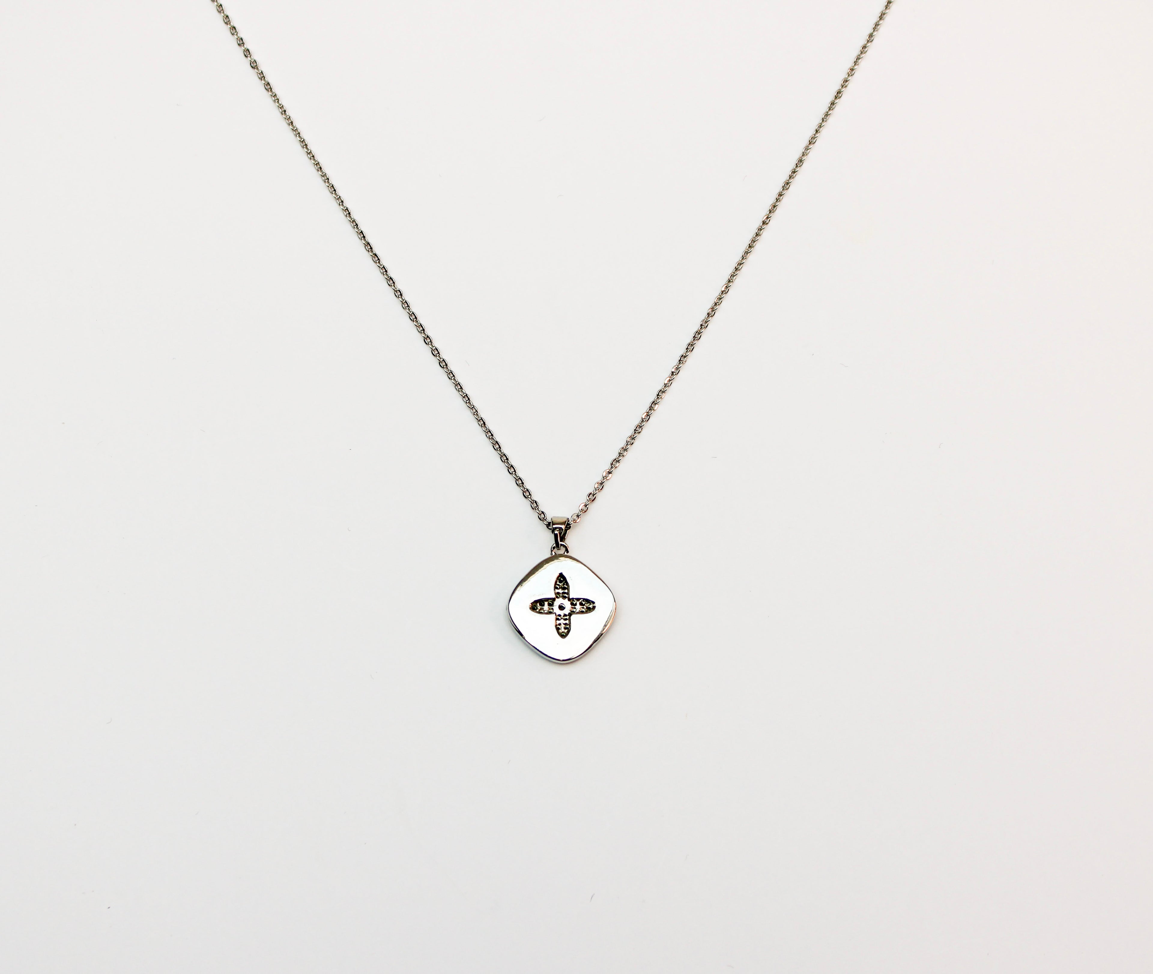 losh jewellery zilver kleur met mini hanger