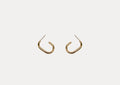 Losh Jewellery 2 golvende goudkleurig oorbellen