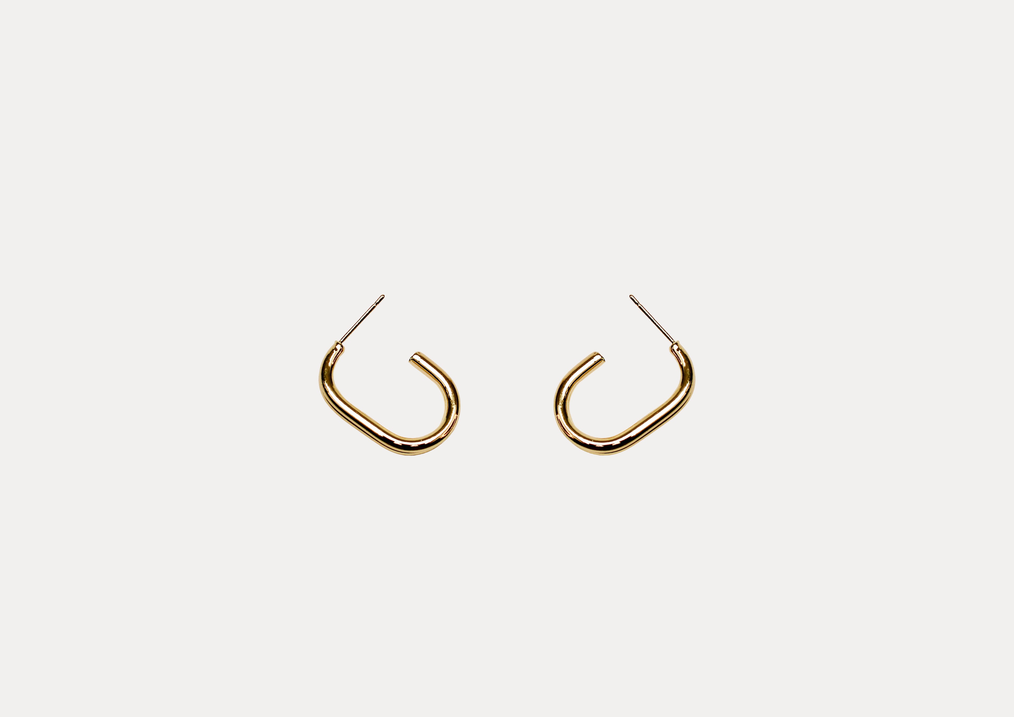 Losh Jewellery 2 golvende goudkleurig oorbellen